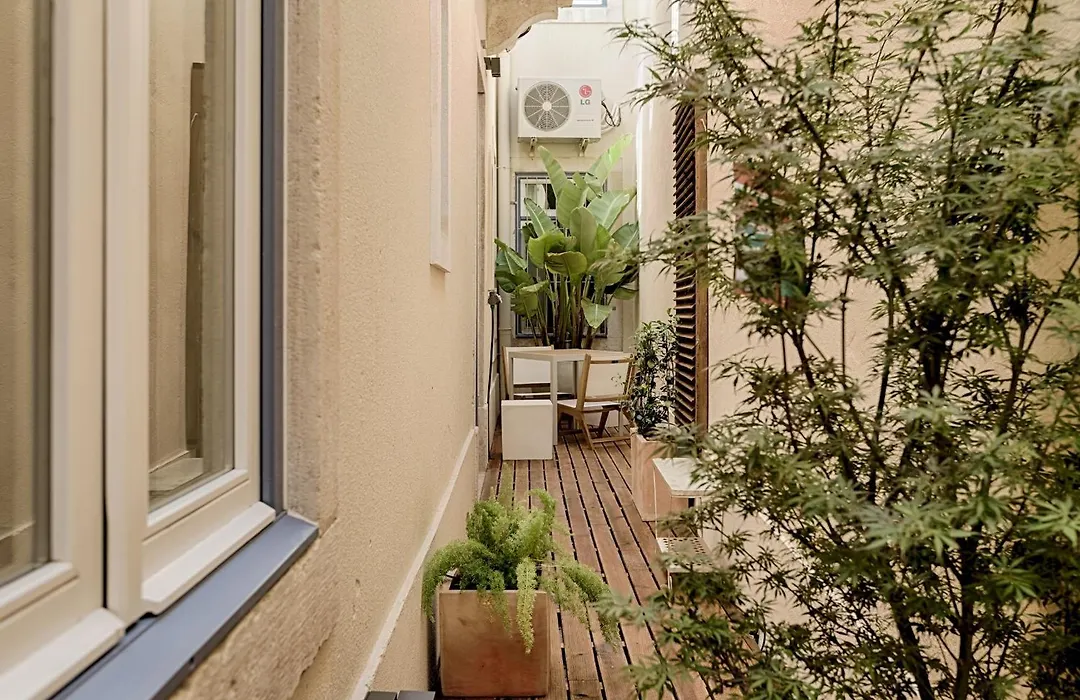 Romantic Gem In Alfama-1