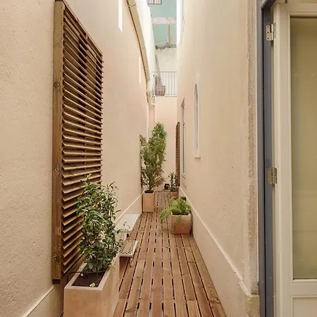 Romantic Gem In Alfama-2