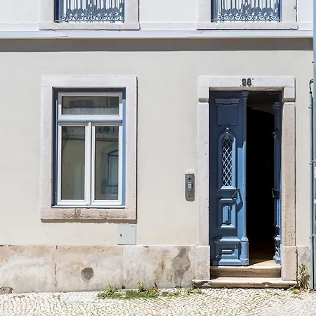 Romantic Gem In Alfama-3